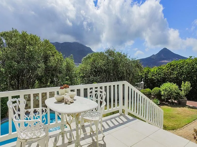 Darling Villa Cape Town 3*, Hout Bay
